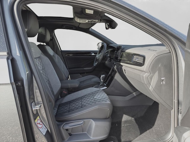 Volkswagen T-Roc 1.5 TSI DSG R-Line