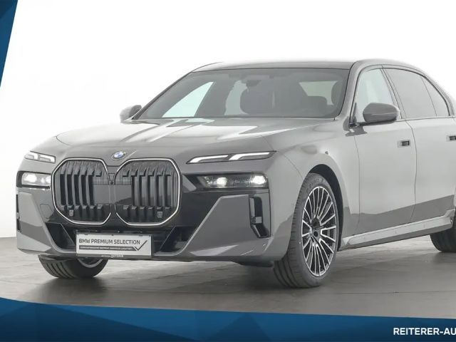 BMW 740 740d M-Sport Sedan xDrive