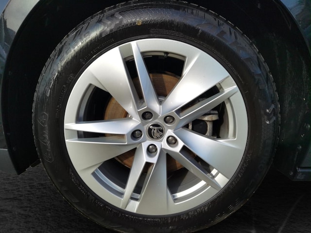 Skoda Enyaq Loft iV 60