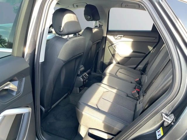 Audi Q3 35 TFSI S-Line