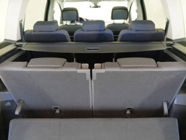 Volkswagen Touran 1.5 TSI BMT DSG