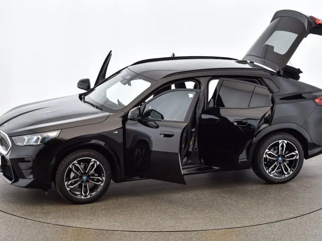 BMW iX2 eDrive20