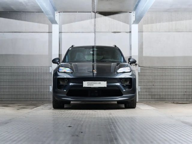 Porsche Macan 4