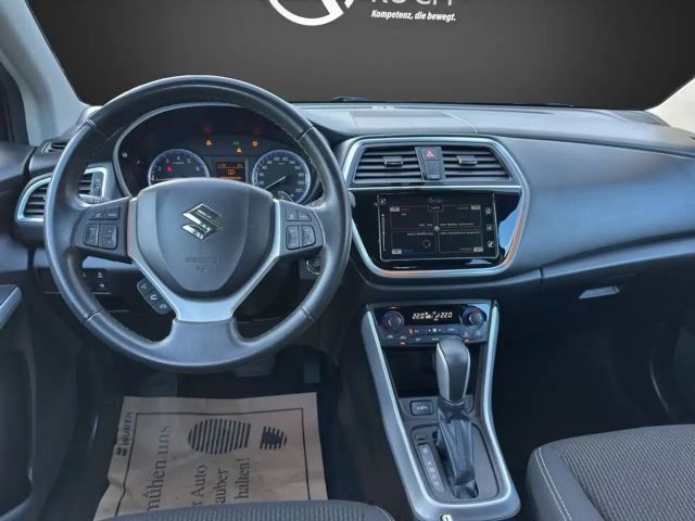 Suzuki SX4 S-Cross Hybrid Shine