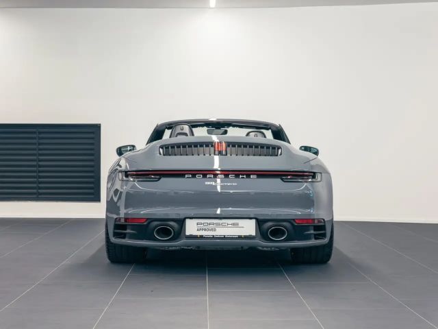 Porsche 911 Cabriolet Carrera