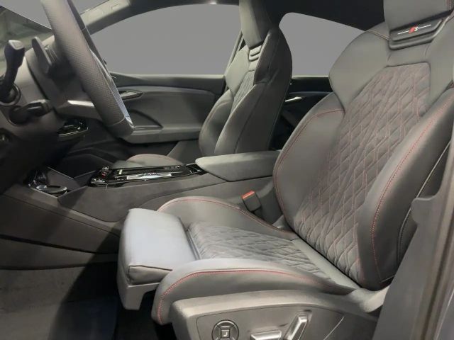 Audi Q6 e-tron Quattro