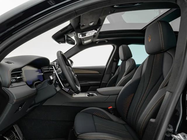 Maserati Grecale Folgore NEW + ELEKTRO + PANO