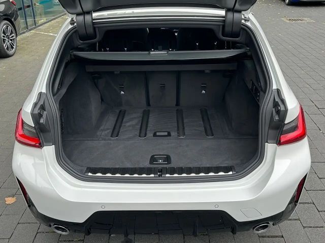 BMW 320 320d M-Sport Touring