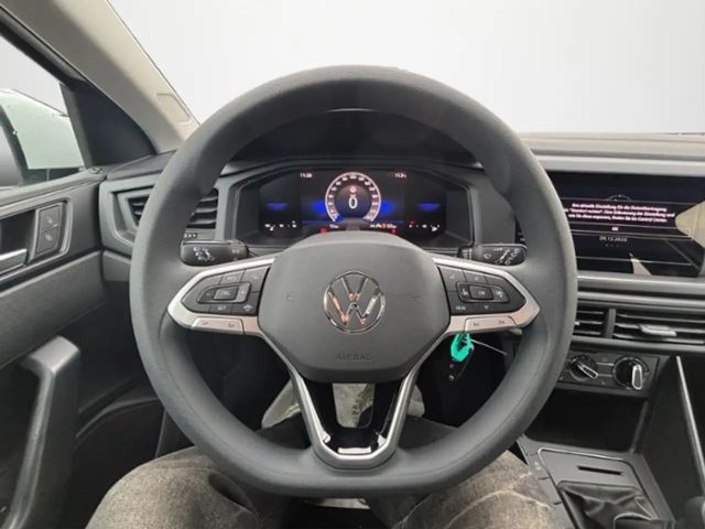 Volkswagen Polo 1,0 / 80 PS / PDC / SH / LED