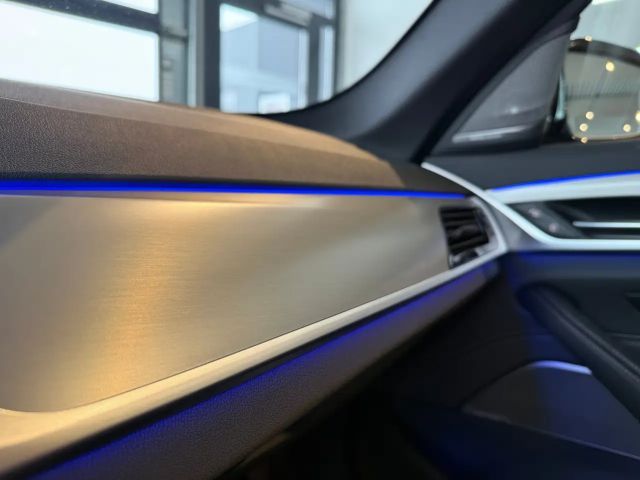 BMW 530 530d M-Sport xDrive