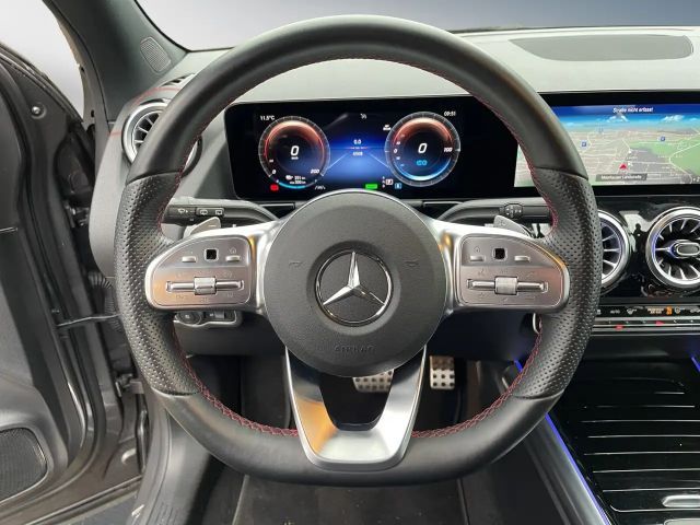 Mercedes-Benz EQA 300 4MATIC AMG Line