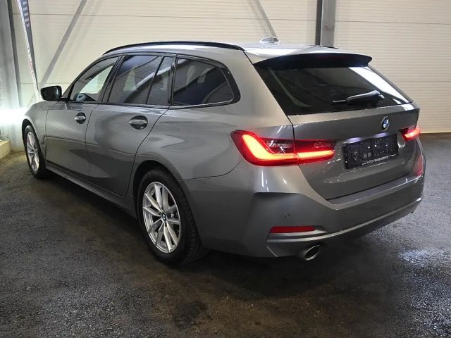 BMW 320 320d Touring xDrive