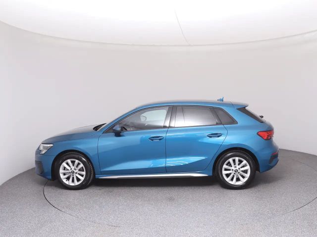 Audi A3 30 TDI Sedan