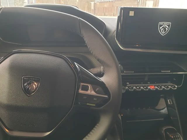 Peugeot 208 Allure Pack