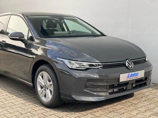 Volkswagen Golf 1.5 eTSI DSG Golf VIII