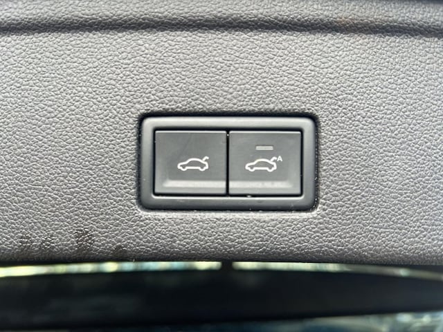 Volkswagen Touareg Touareg R-Line 3,0 V6 TDI AHK schw+Headup+Sitzbe