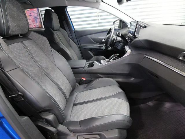 Peugeot 3008 Allure Pack EAT8 PureTech