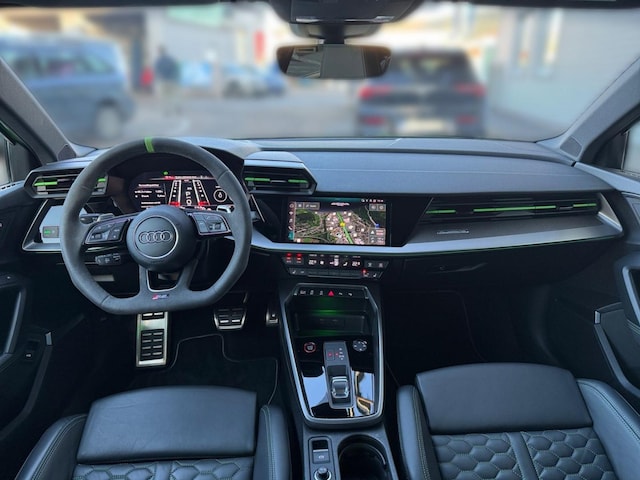 Audi RS3 Quattro S-Tronic Sedan