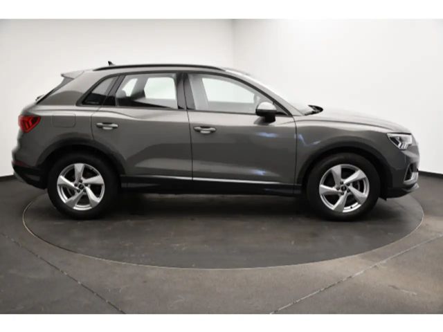 Audi Q3 35 TFSI S-Tronic