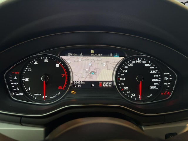 Audi A4 35 TFSI Avant S-Tronic