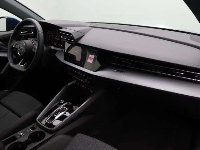 Audi A3 30 TFSI S-Line S-Tronic Sedan