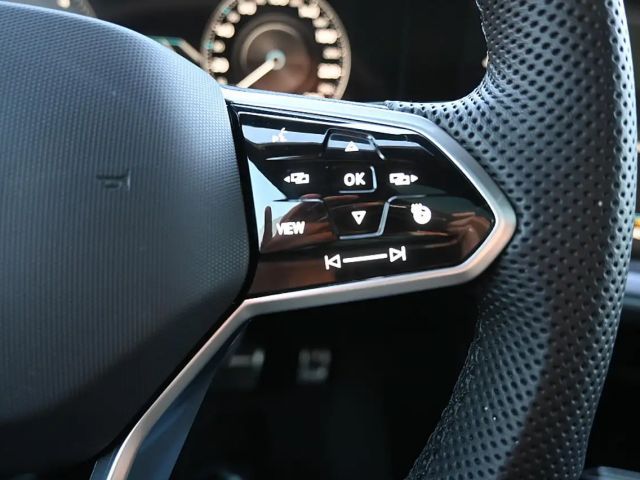 Volkswagen Touareg 4Motion R-Line