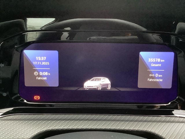 Volkswagen Golf 2.0 TSI DSG Golf VIII