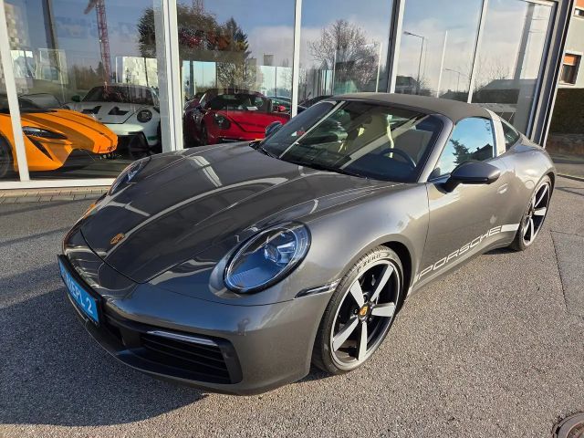 Porsche 992 4 Cabrio S Targa