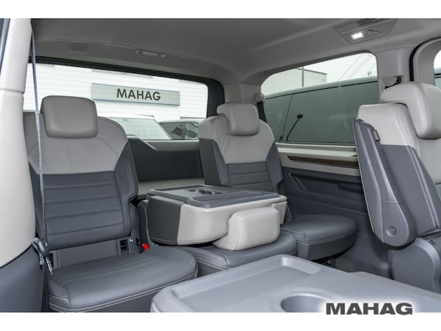 Volkswagen Multivan Style