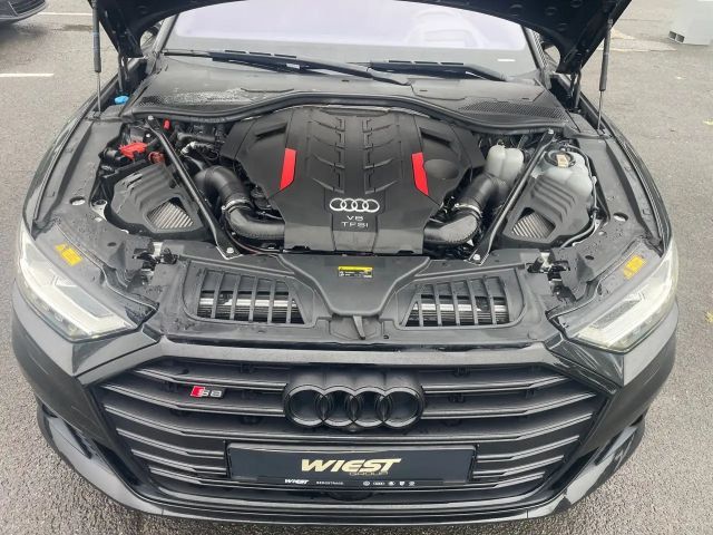 Audi S8 4.0 TFSI Quattro