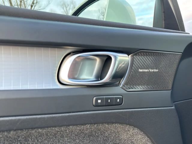 Volvo XC40 Bright Plus Recharge