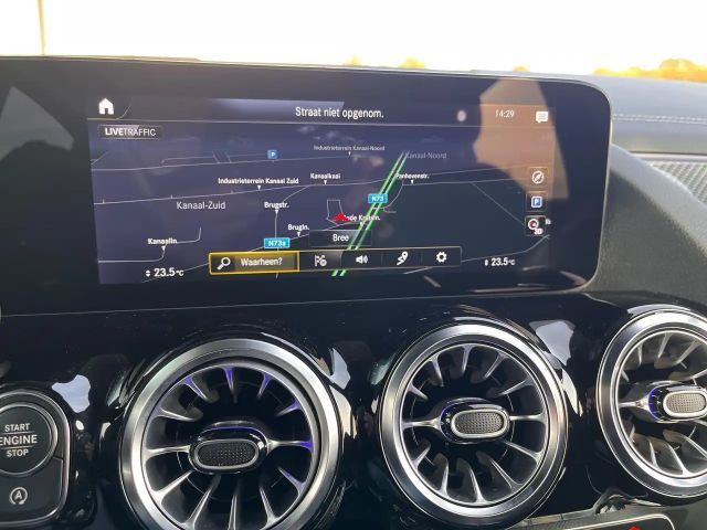 Mercedes-Benz B 180 AMG Line