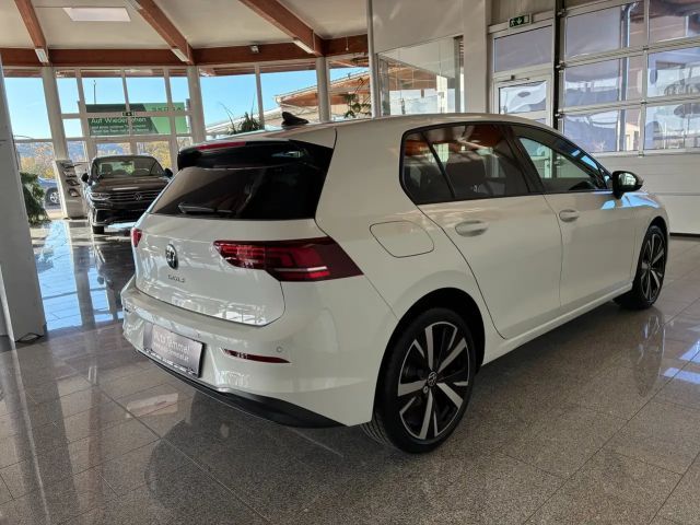 Volkswagen Golf 1.5 TSI Life