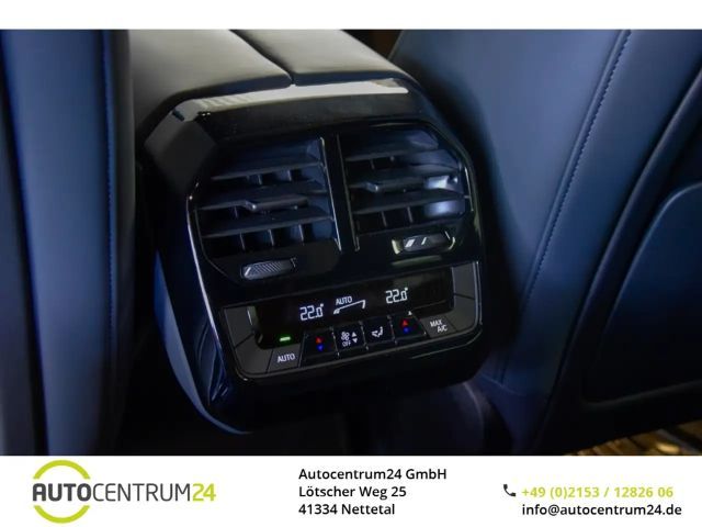 BMW iX 40 SkyLounge Massage HK HUD Soft Laser 360