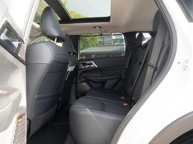 Mitsubishi Outlander 4WD PHEV