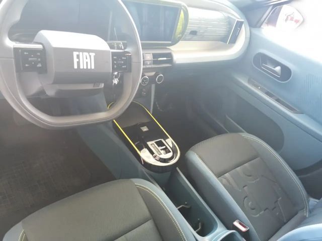 Fiat Grande Panda E RED