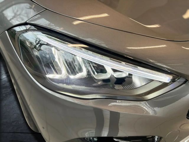 Mercedes-Benz GLA 200 Progressive