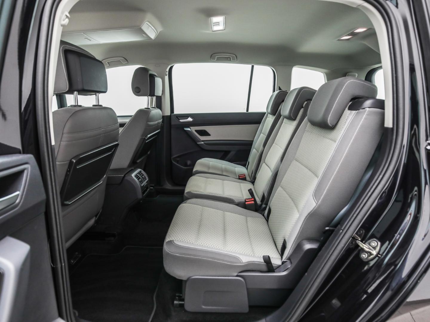 Volkswagen Touran 1.5 TSI Comfortline