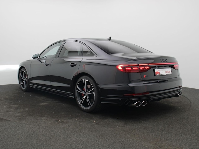 Audi S8 Quattro