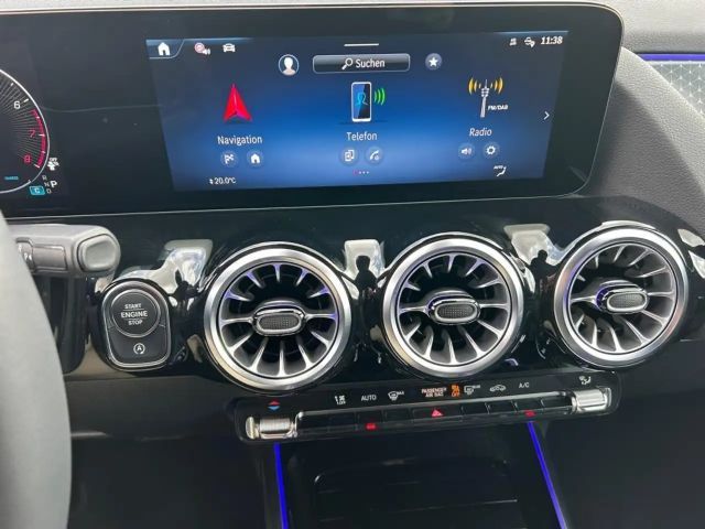 Mercedes-Benz GLA 200 Progressive