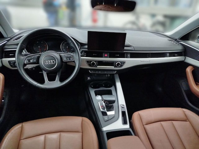 Audi A4 40 TDI Quattro S-Tronic Sedan