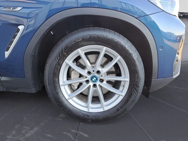 BMW X3 xDrive30e