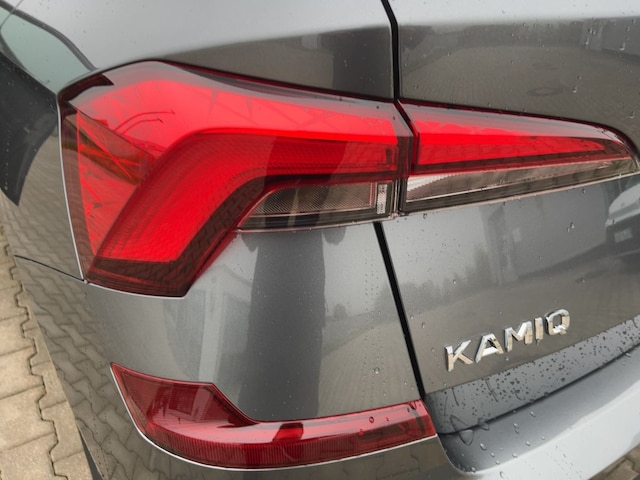 Skoda Kamiq Kamiq Essence 1,0 TSI AHK SHZ FSE PDC SpurH