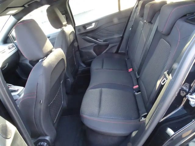 Ford Focus ST Line Wagon