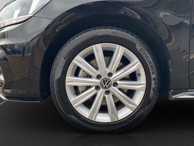 Volkswagen Touran 1.5 TSI DSG R-Line