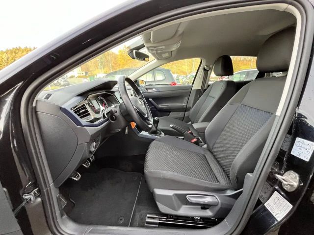 Volkswagen Polo VI United Navi AppConnect Klima PDC