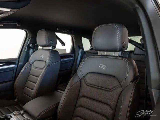 Volkswagen Touareg 4Motion R-Line