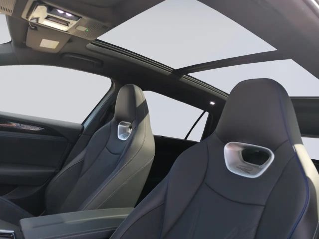 Volkswagen Passat 2.0 TDI R-Line Variant