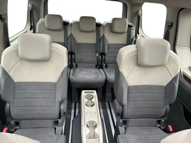 Volkswagen Multivan Lang Style T7