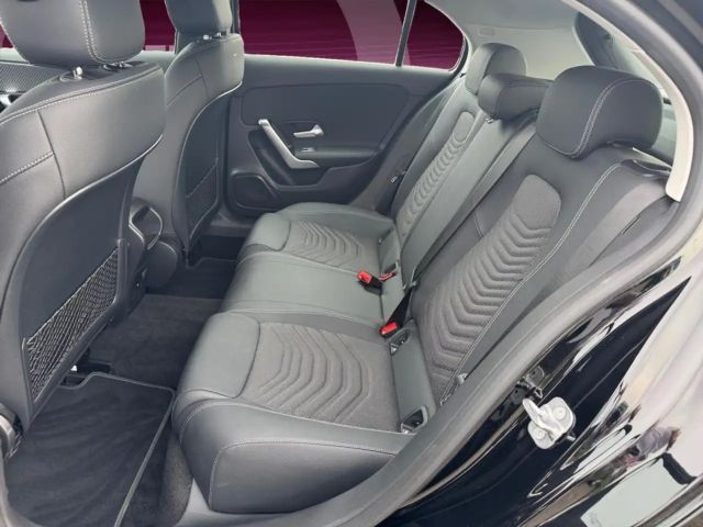 Mercedes-Benz A 180 Progressive